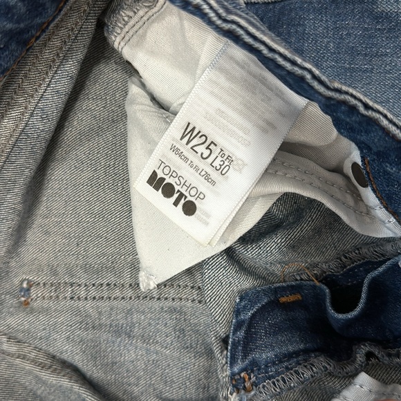 EUC SIZE 25 TOPSHOP BAXTER RIPPED JEANS - Picture 3 of 7